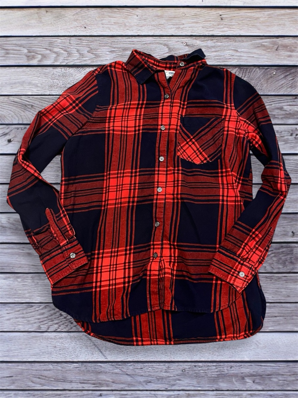 Old Navy Red and dark navy Plaid Button-Down Shirt medium